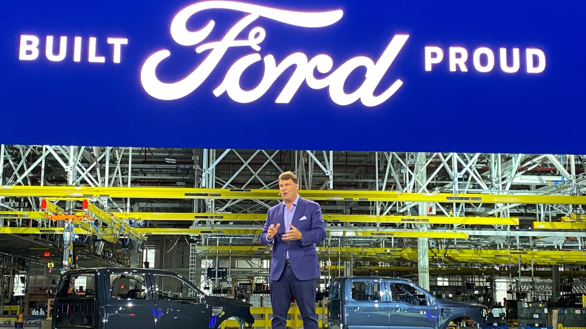 Featured image for "Analyzing Ford's Q4 2023 Earnings and EV Strategy for Profit Outlook"