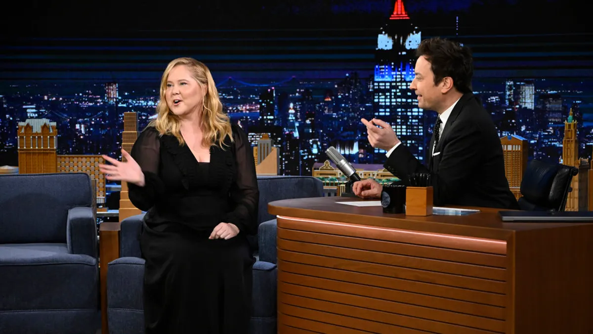 Featured image for "Amy Schumer's Revelation: Understanding Cushing Syndrome"