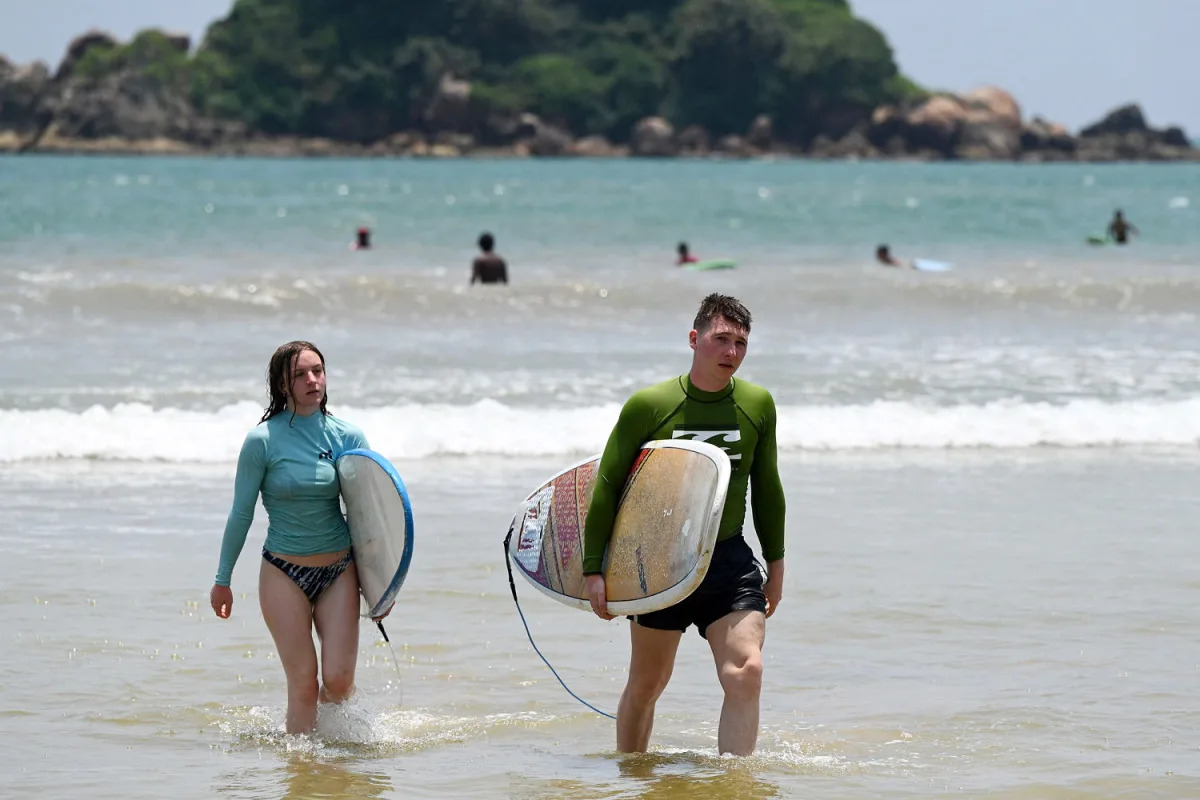 Sri Lanka Cracks Down on Russian Tourist Visas