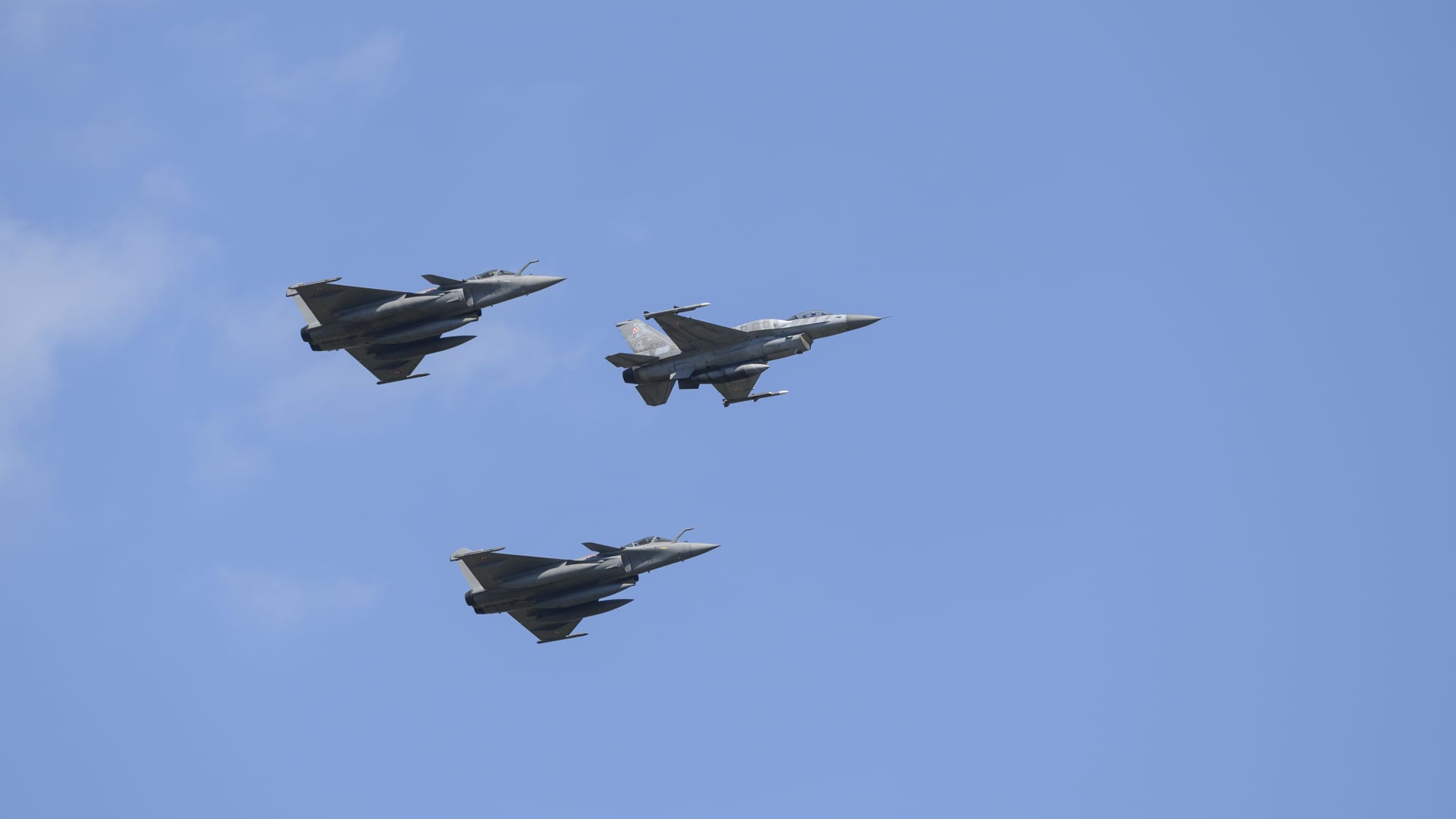 Poland intercepts Russian drones amid escalating tensions with Russia