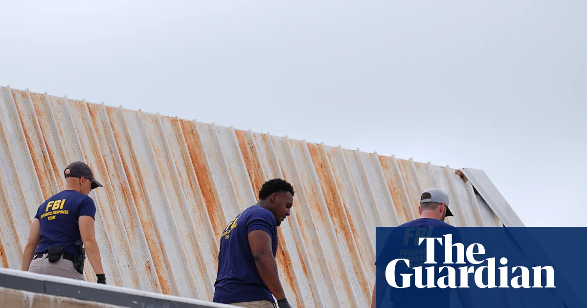 Featured image for Dallas ICE Facility Shooting Sparks Violence Concerns