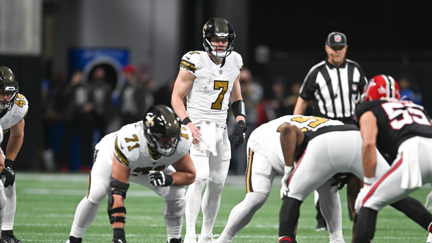 Injury Woes: Taysom Hill Absent, Derek Carr Restricted in Practice