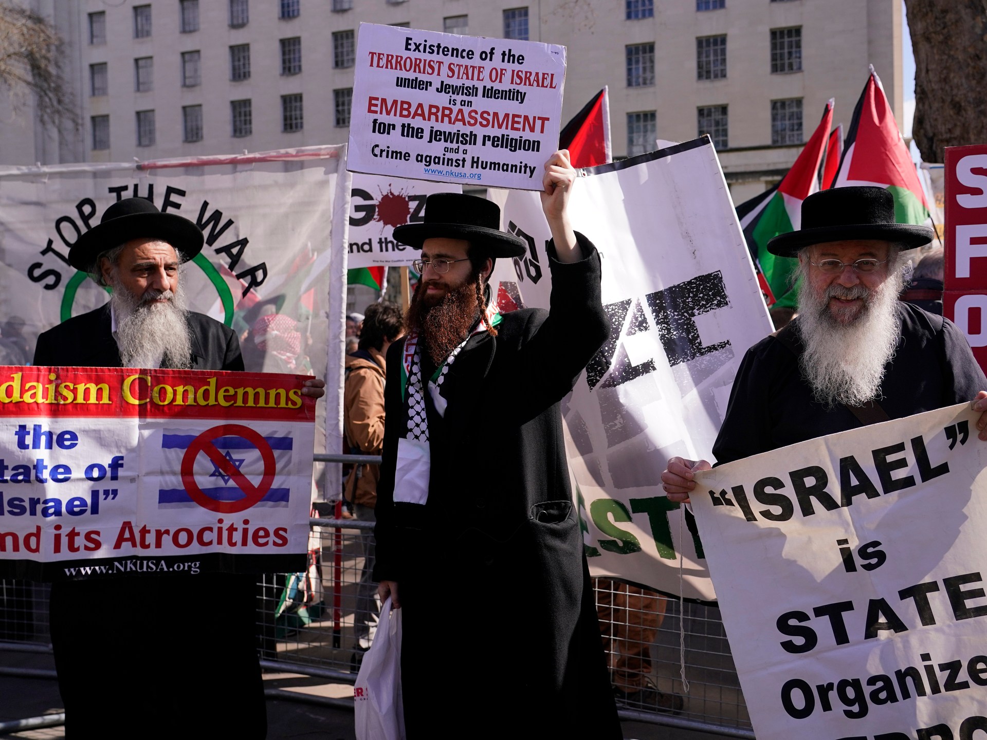 Protests and Politics: Netanyahu's Turbulent Trips Abroad.