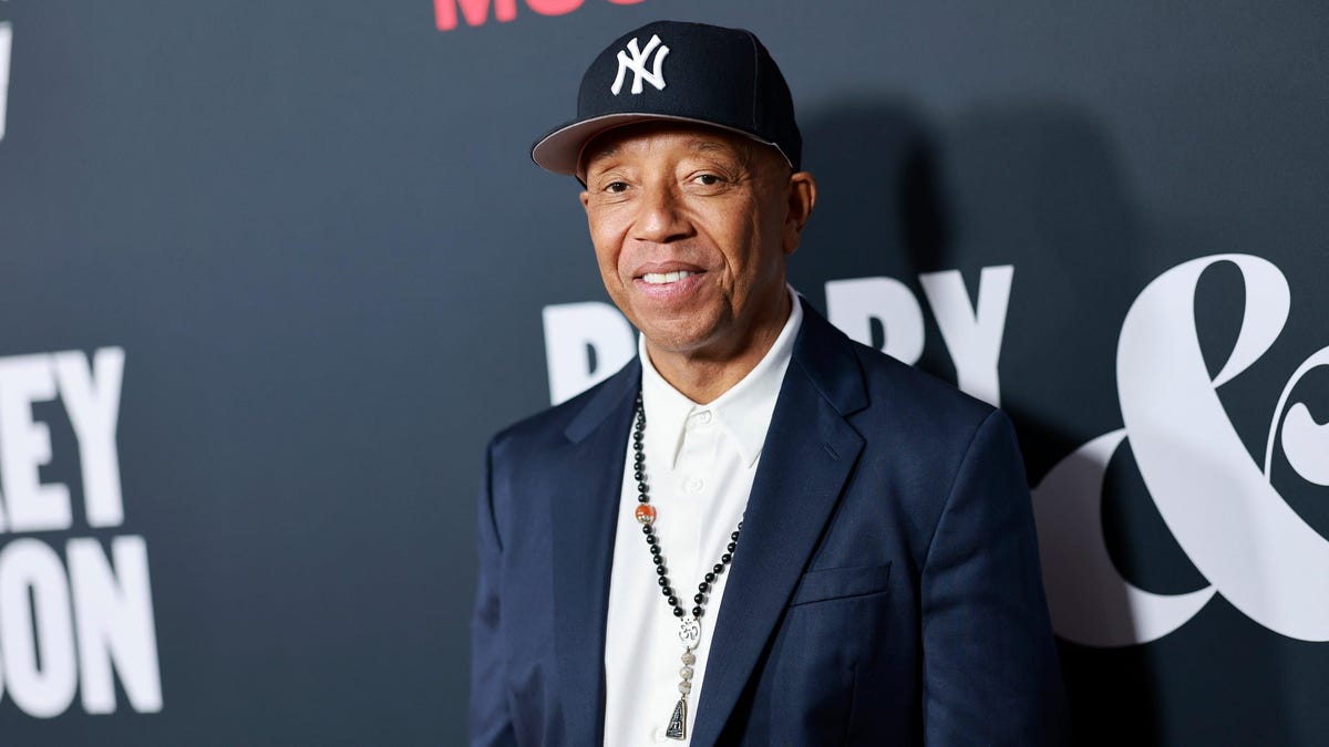 "Ex-Def Jam Executive Sues Russell Simmons for '90s Rape Allegations"