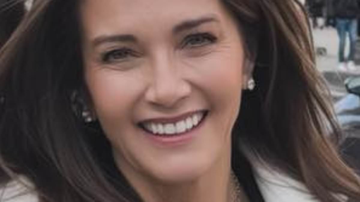 Featured image for "Unveiling the 1970s Sex Symbol: A Closer Look at Her Legacy"