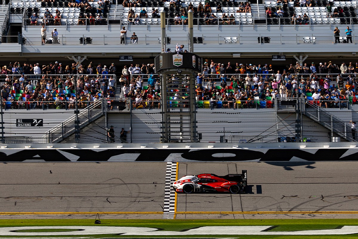 Featured image for "IMSA Acknowledges Officiating Error in Premature Daytona 24 Hours Finish"