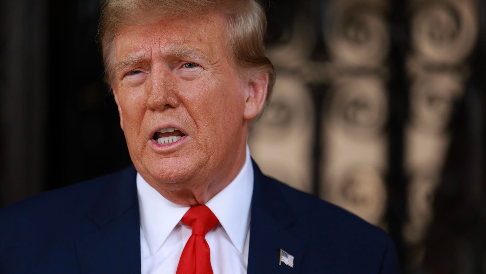 "Trump's High-Stakes Court Appearance for Classified Documents Case"