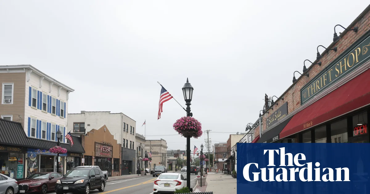 Featured image for Workers Staying Put and the Shift in Job Market Trends