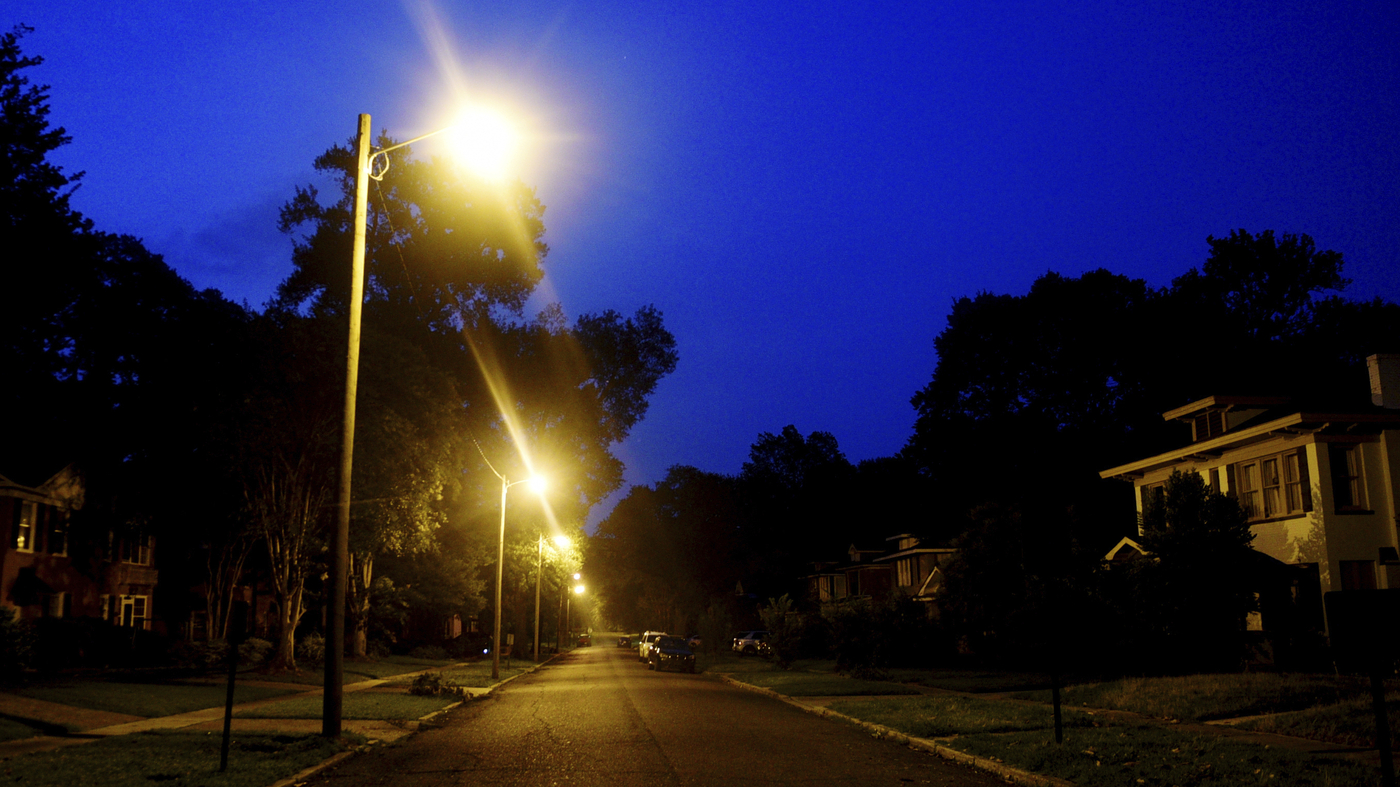Southern U.S. Battles Heat Wave and Power Outages Amid Severe Storms.