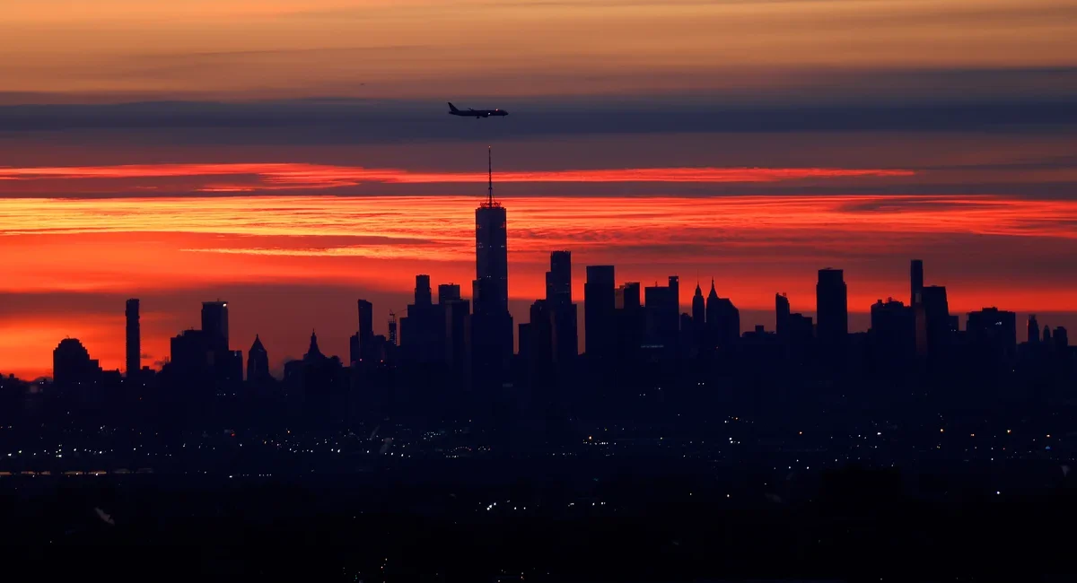 Measles Outbreak at Major US Airports Raises Travel Health Concerns