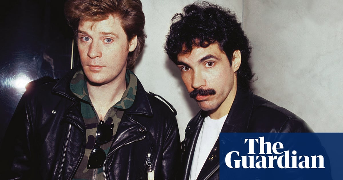 Daryl Hall Takes Legal Action, Secures Restraining Order Against John Oates