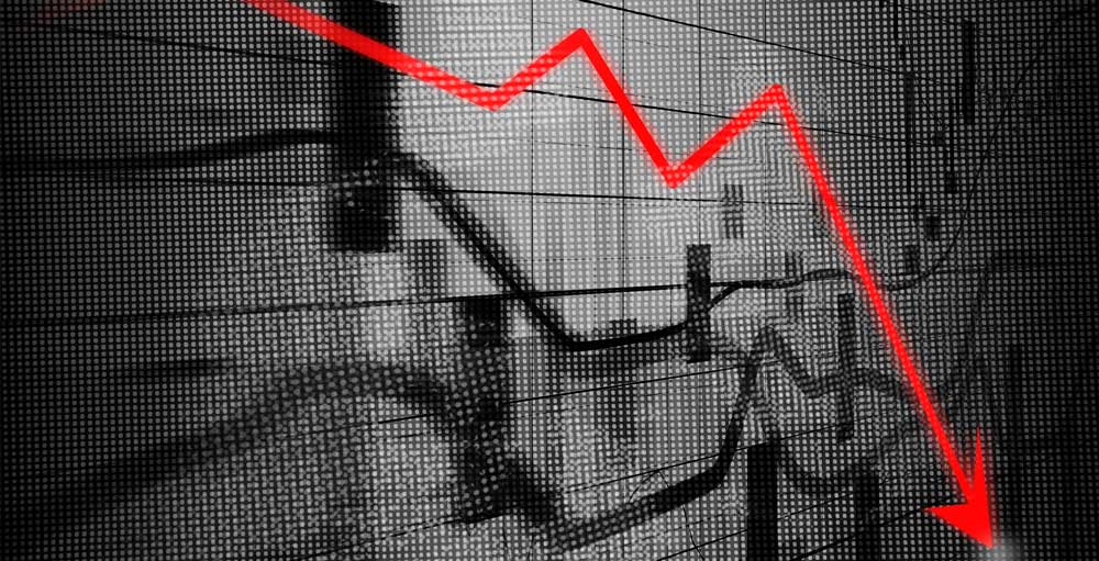 Tech Giants' Earnings Shake Stock Market: Google and Meta Tumble, Microsoft Impresses