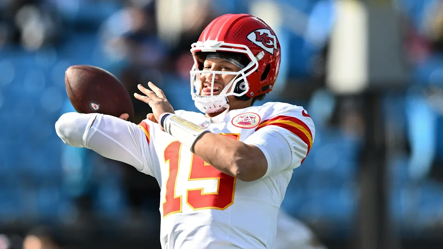 Mahomes Seeks Dominance After Narrow Win Over Panthers