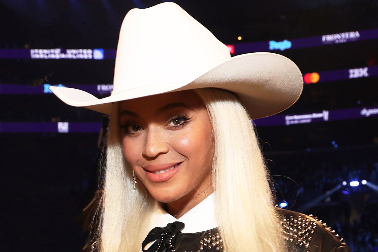 "Beyoncé's Country Crossover: Radio Stations React"