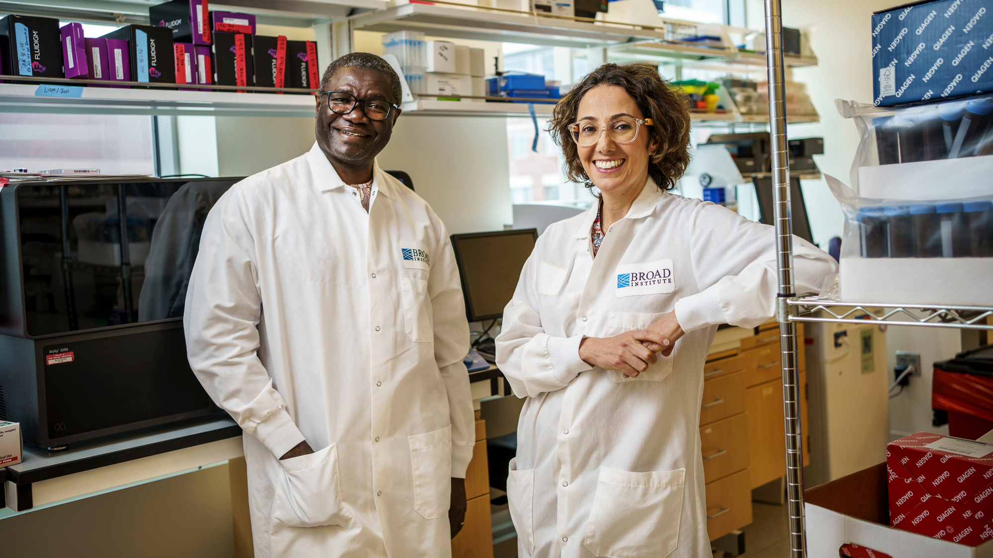 Featured image for "Powerful Partnership: Scientists Unite to Prevent Future Pandemics"