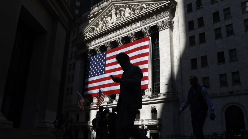 Featured image for The Recession Dilemma: Market Expectations, Timing, and Surging Stocks