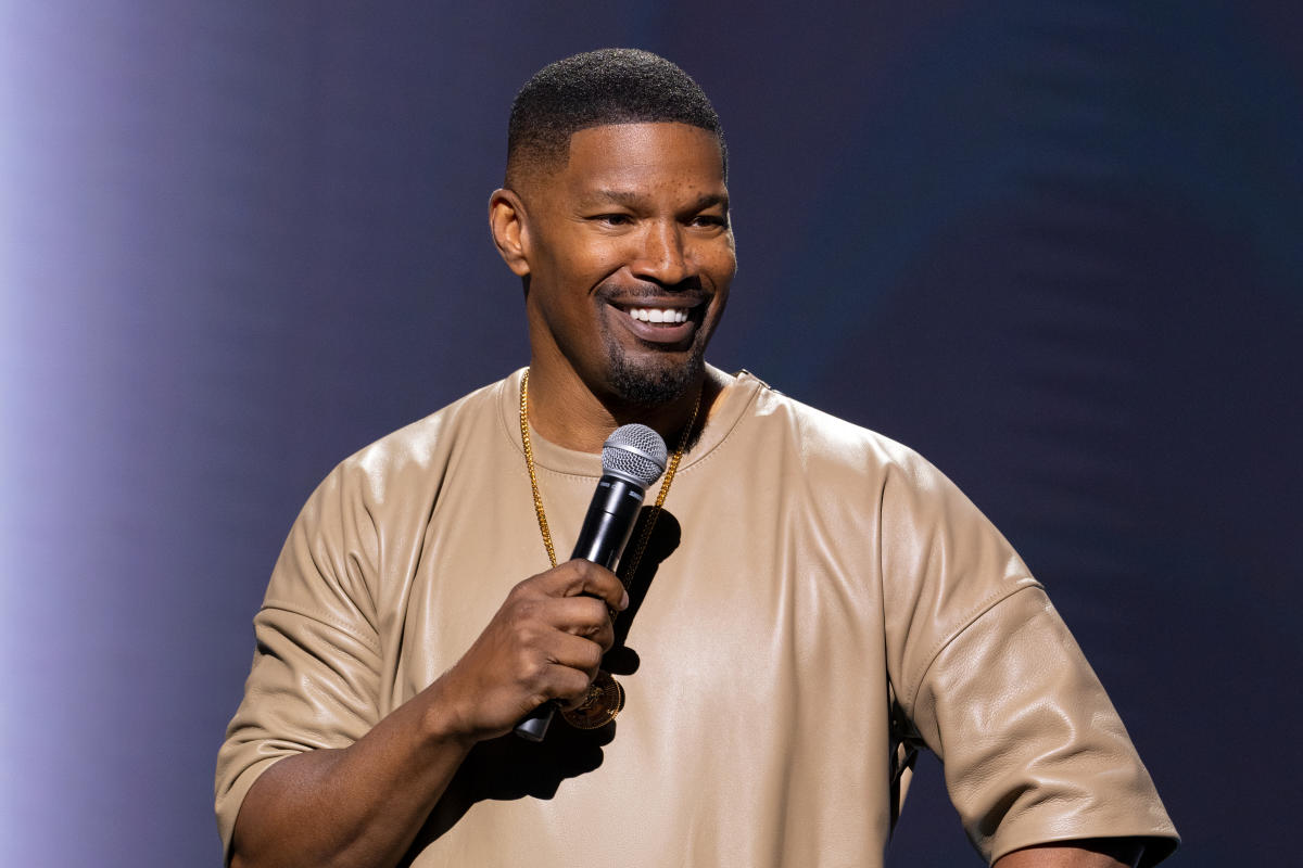 Featured image for Jamie Foxx Opens Up About Near-Fatal Stroke and Health Scare