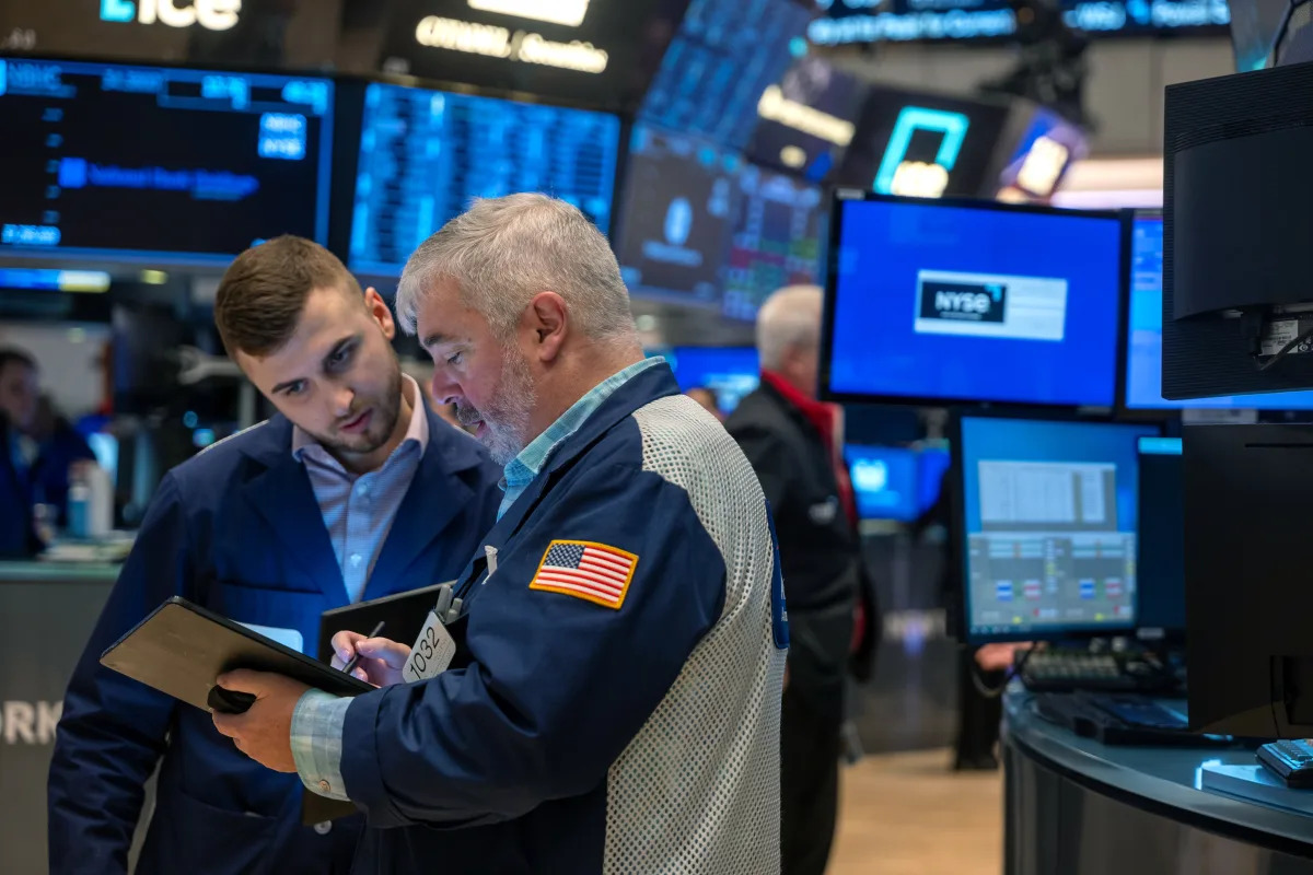 "Inflation Data Sparks Stock Market Slide and Treasury Yield Surge: Live Updates"