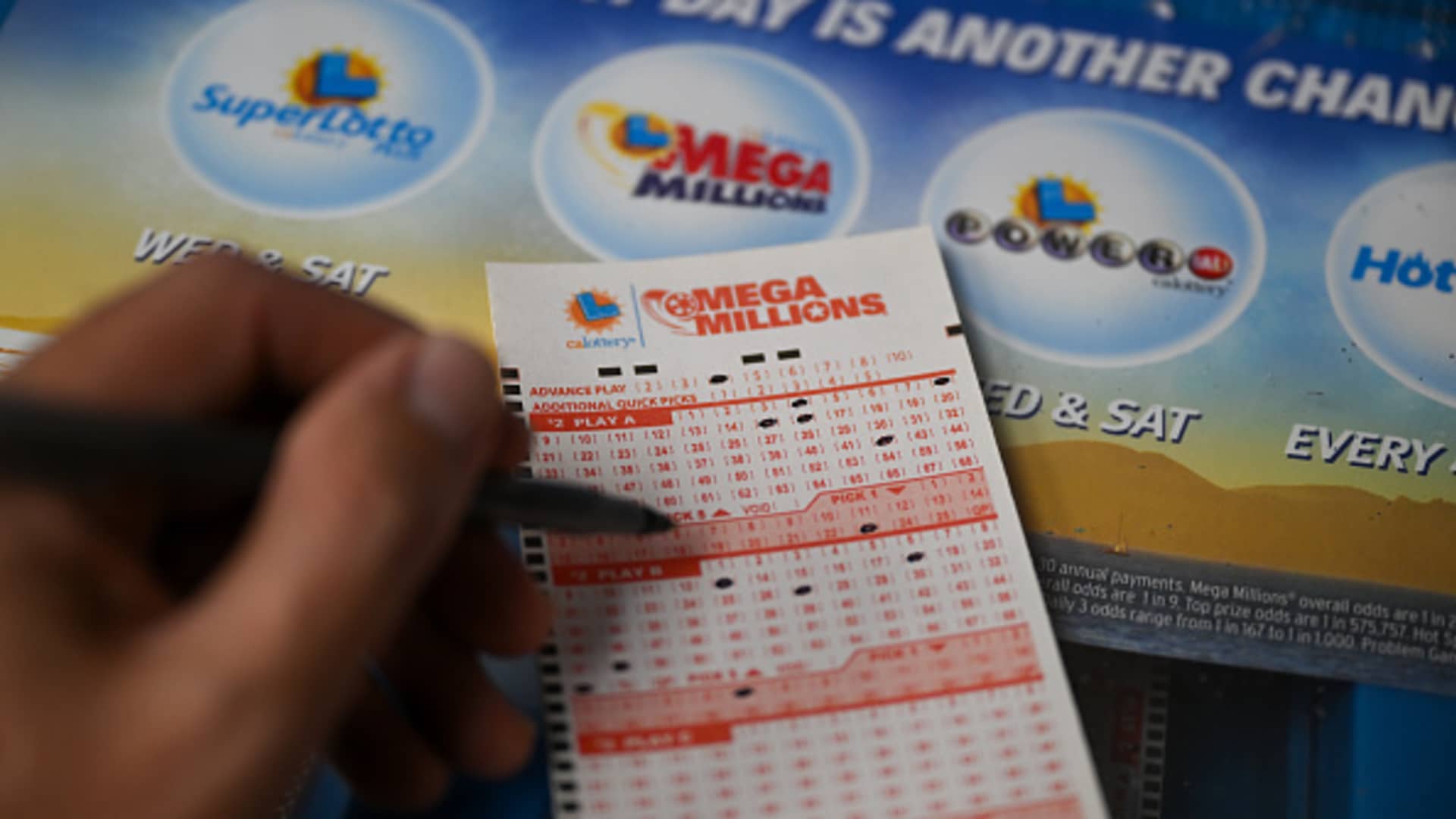 "Record-breaking Mega Millions jackpot brings hefty tax bill for winners"