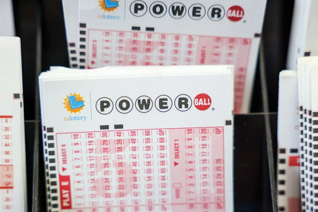 Featured image for Powerball Jackpot Surges to Over $1.6 Billion Amid Multiple Big Wins in California