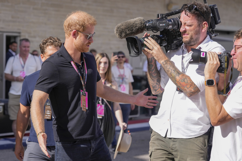 Featured image for Star-Studded Lineup: Prince Harry, Joe Jonas, and 'Ginger Spice' Grace F1's US Grand Prix in Austin