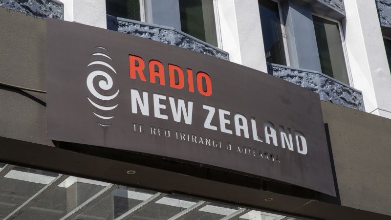 Featured image for Radio New Zealand under fire for pro-Kremlin Ukraine coverage