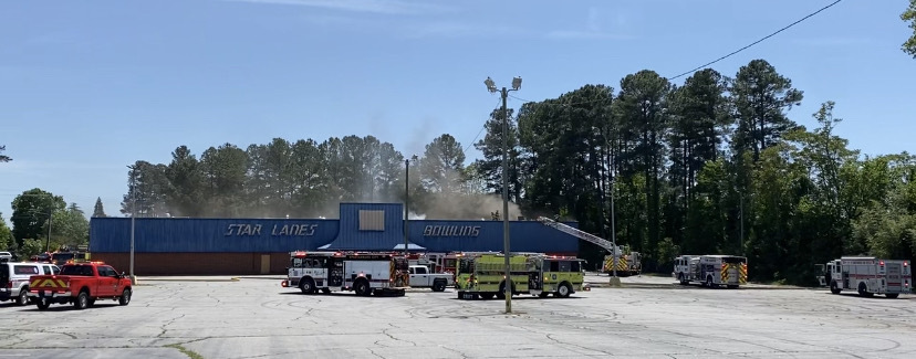 Featured image for Blaze engulfs abandoned bowling alley in Upstate.