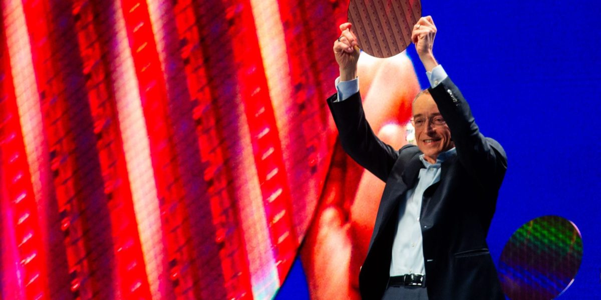 "Intel's Strategic Split and AI Focus: A Game-Changer in the Tech Industry"