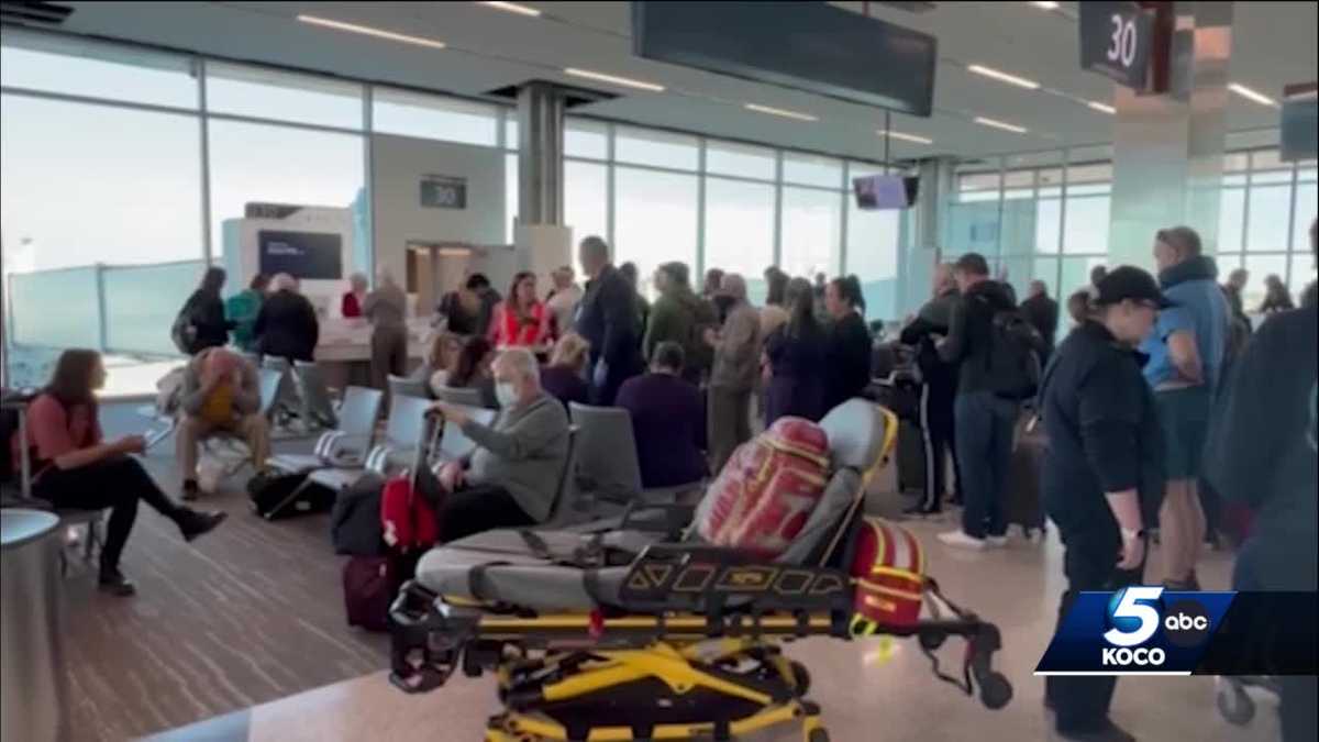 Two US Flights Forced to Make Emergency Landings Due to In-Flight Incidents.