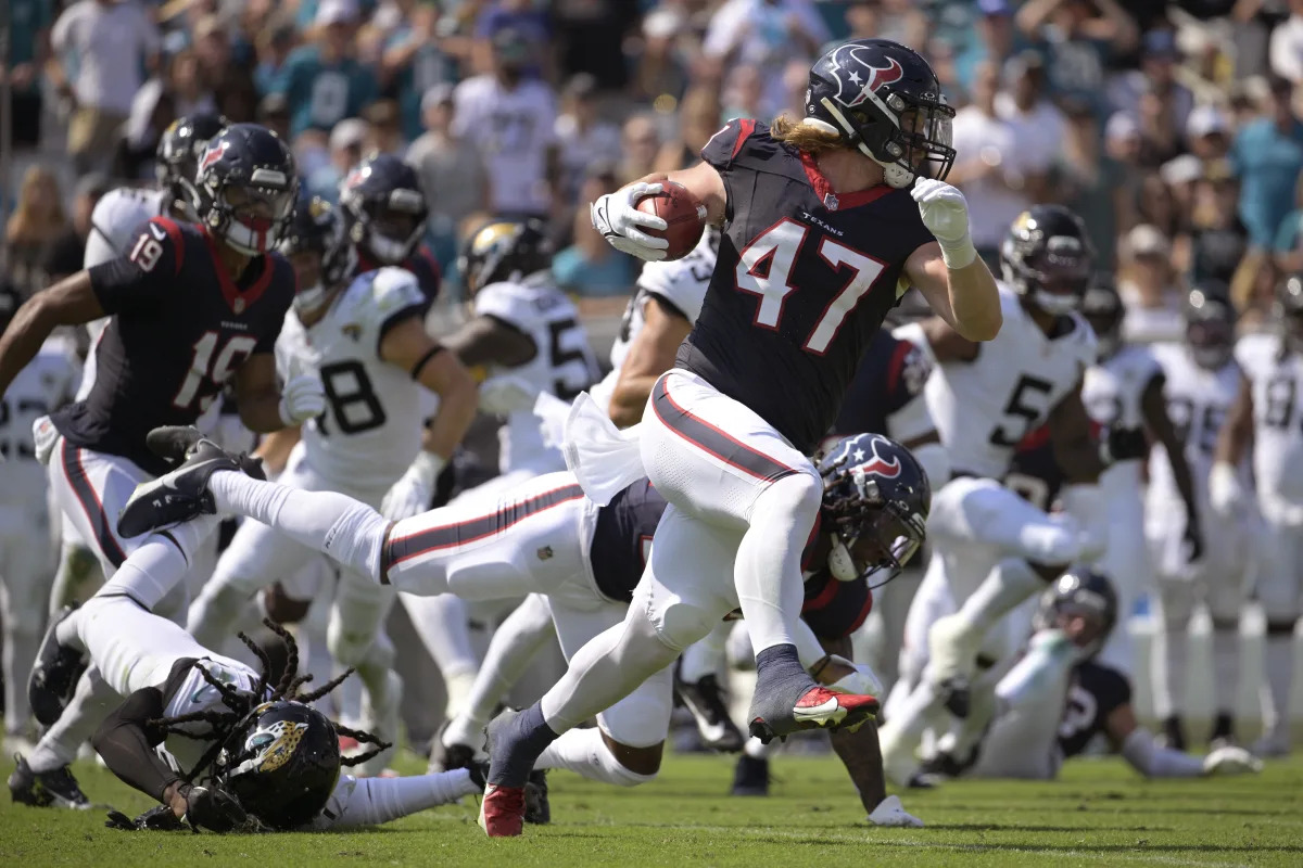Texans' Andrew Beck Shocks with 85-Yard Kickoff Return TD against Jaguars