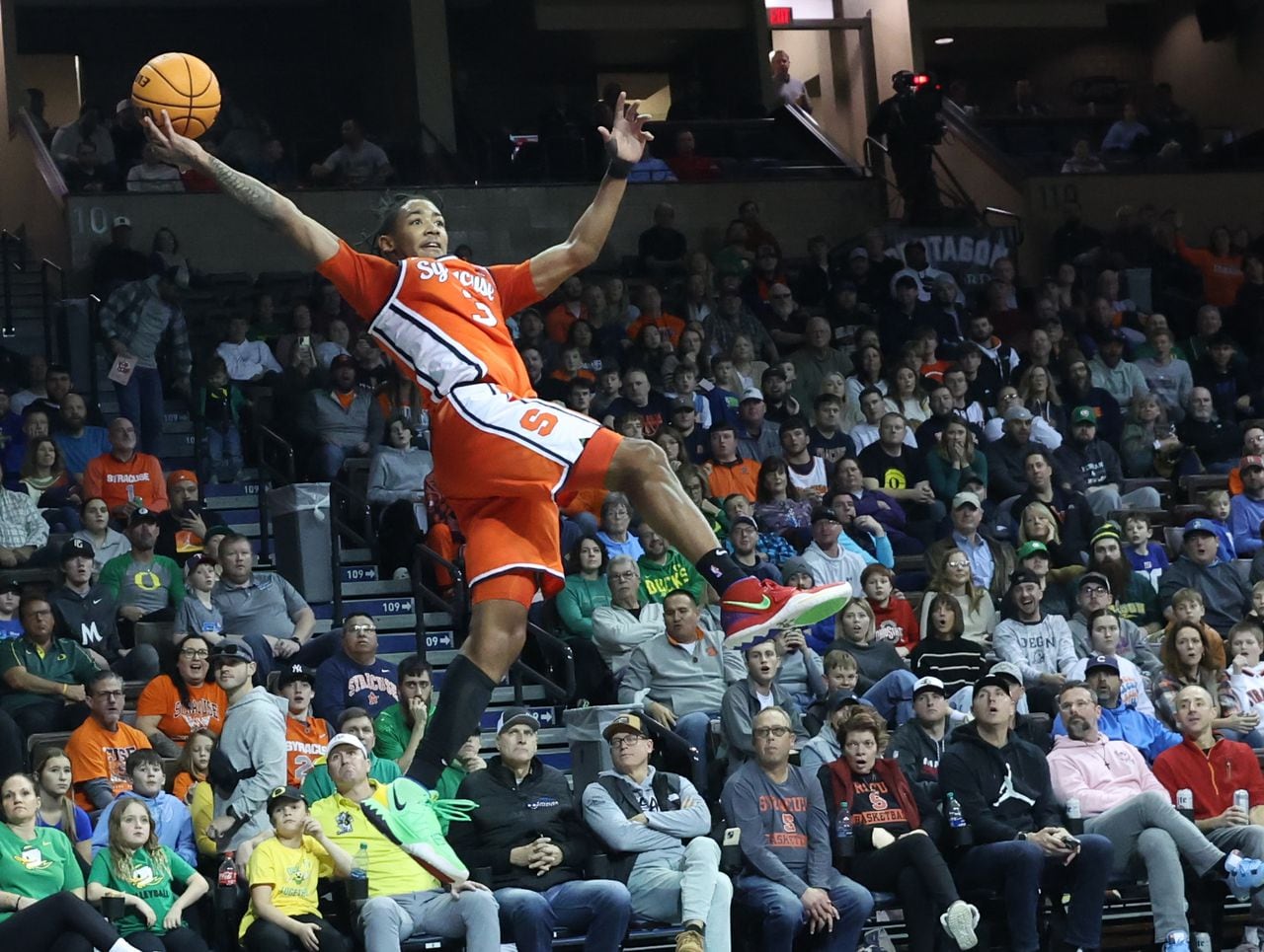 Featured image for Syracuse Basketball Faces Niagara in Nonconference Finale