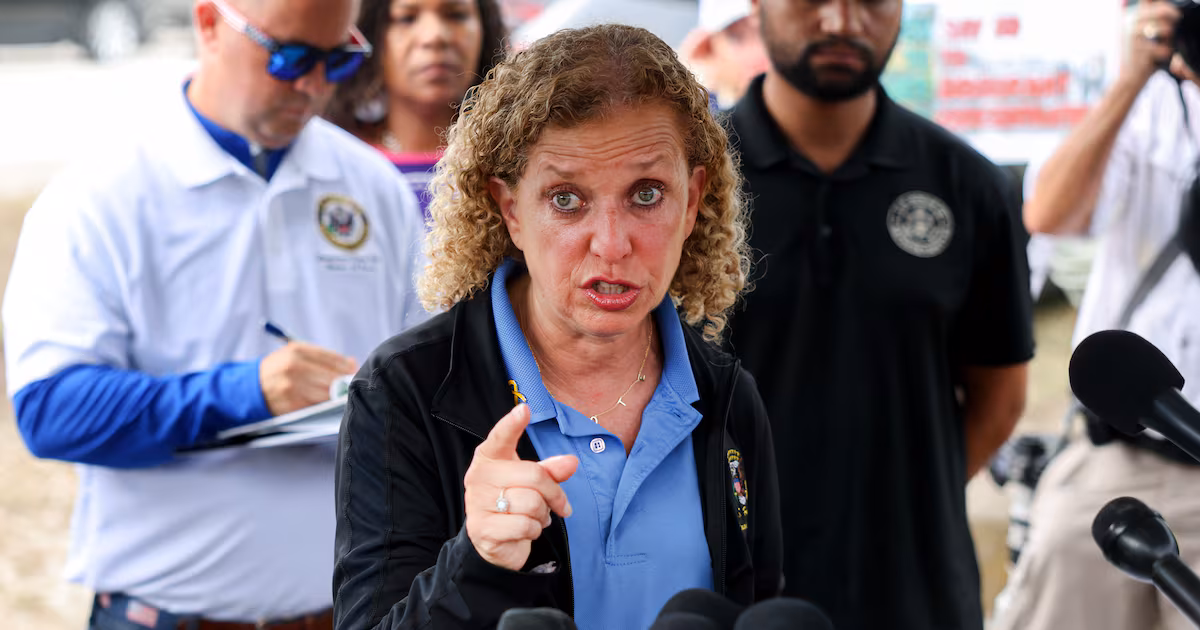 Featured image for Lawmakers Visit 'Alligator Alcatraz' Amid Controversy Over Conditions