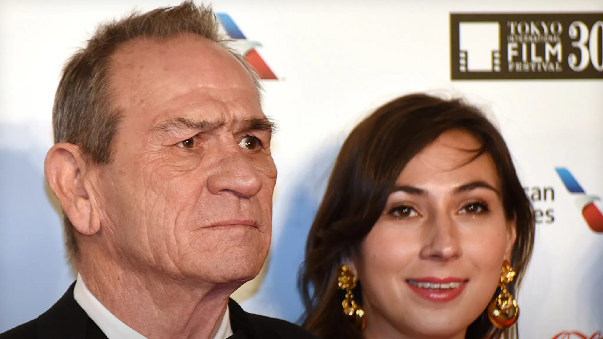 Featured image for Victoria Jones, Daughter of Tommy Lee Jones, Dies at 34 in San Francisco Hotel