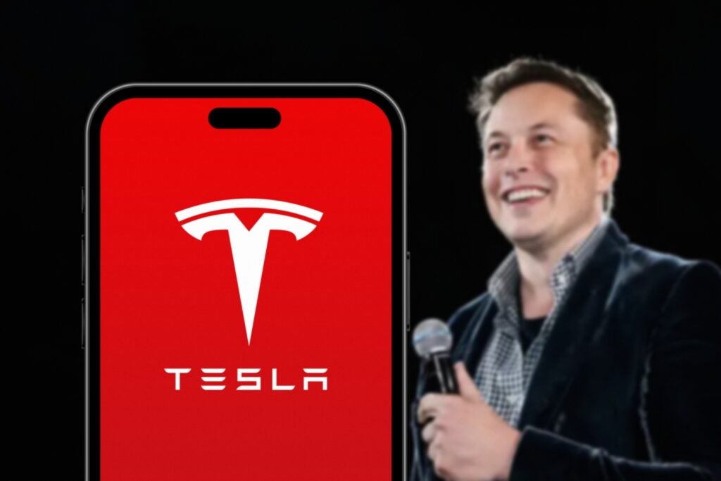 Elon Musk's Management Struggles Amid Tesla Layoffs