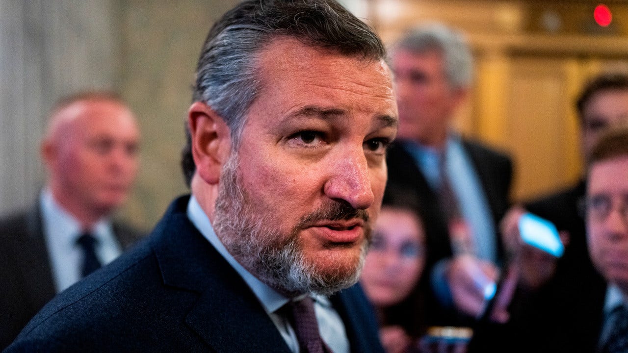 Senators Cruz and Lee urge FDA to streamline drug approval process.