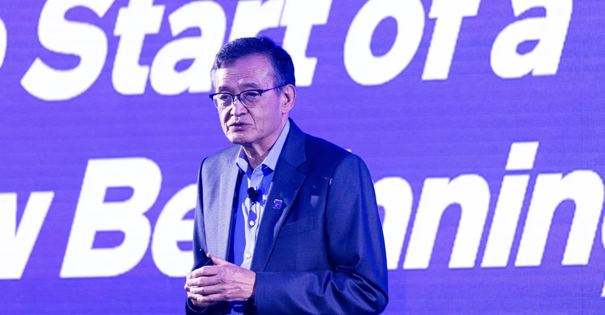 Featured image for Trump calls for Intel CEO resignation over China ties, causing stock drop