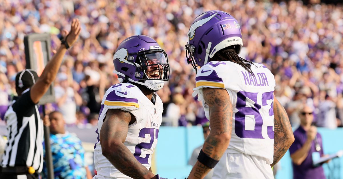 Featured image for Vikings Triumph Over Titans 23-13, Sweep AFC South