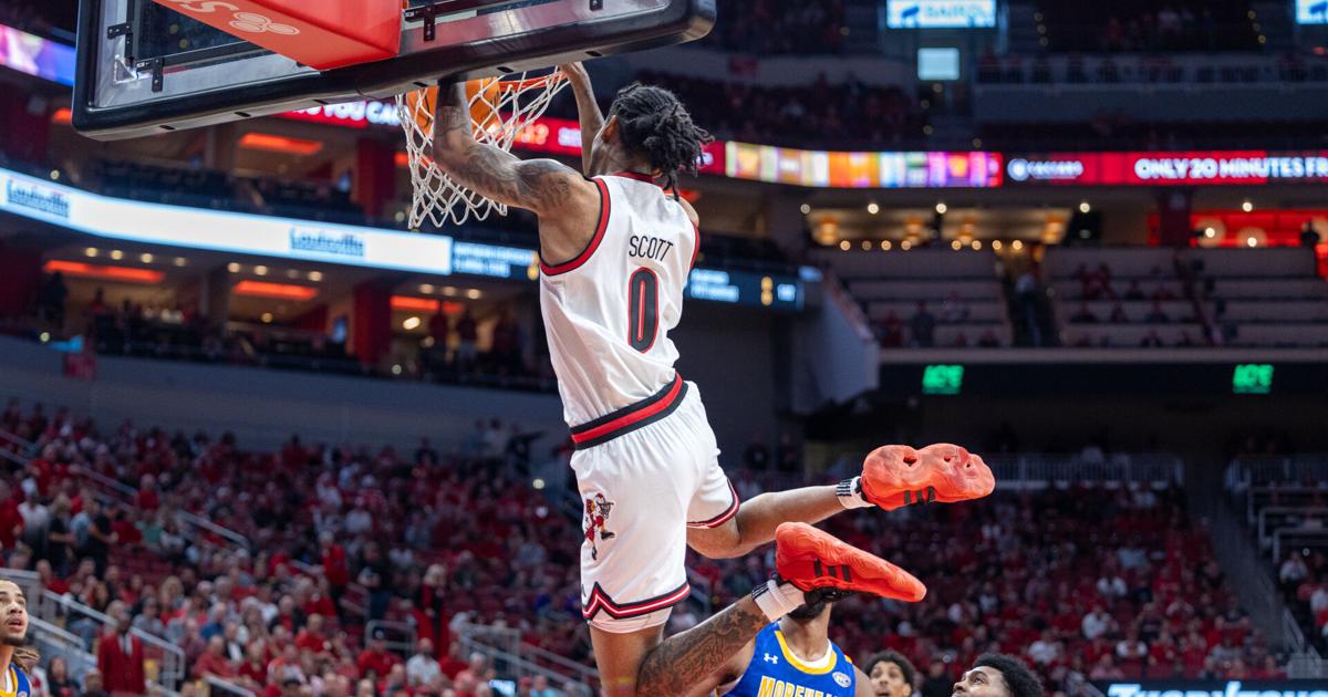 Featured image for Louisville Dominates Morehead State 93-45 in Season Opener