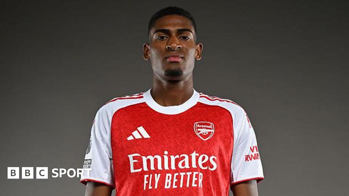 Featured image for Arsenal Secures Cristhian Mosquera from Valencia in £13m Deal