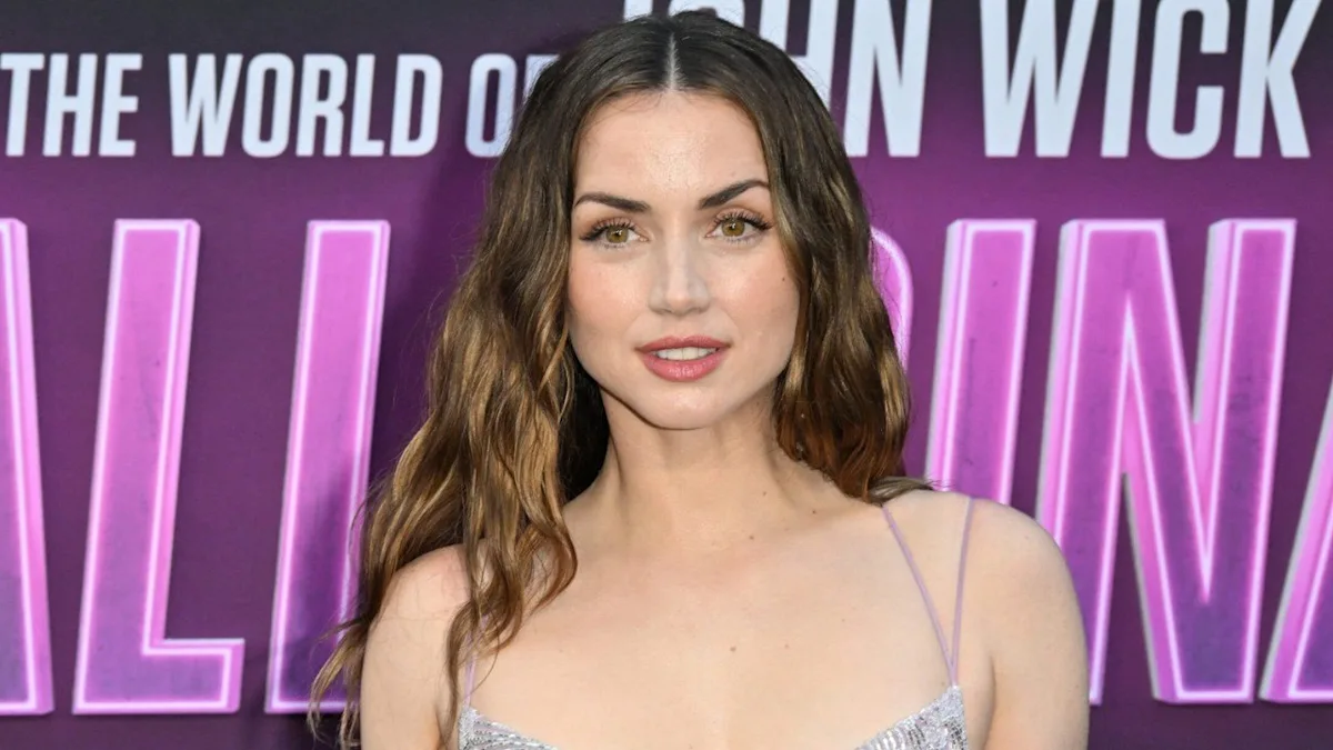 Featured image for Ana De Armas Expresses Desire for Motherhood Amid Rumors of Romance with Tom Cruise
