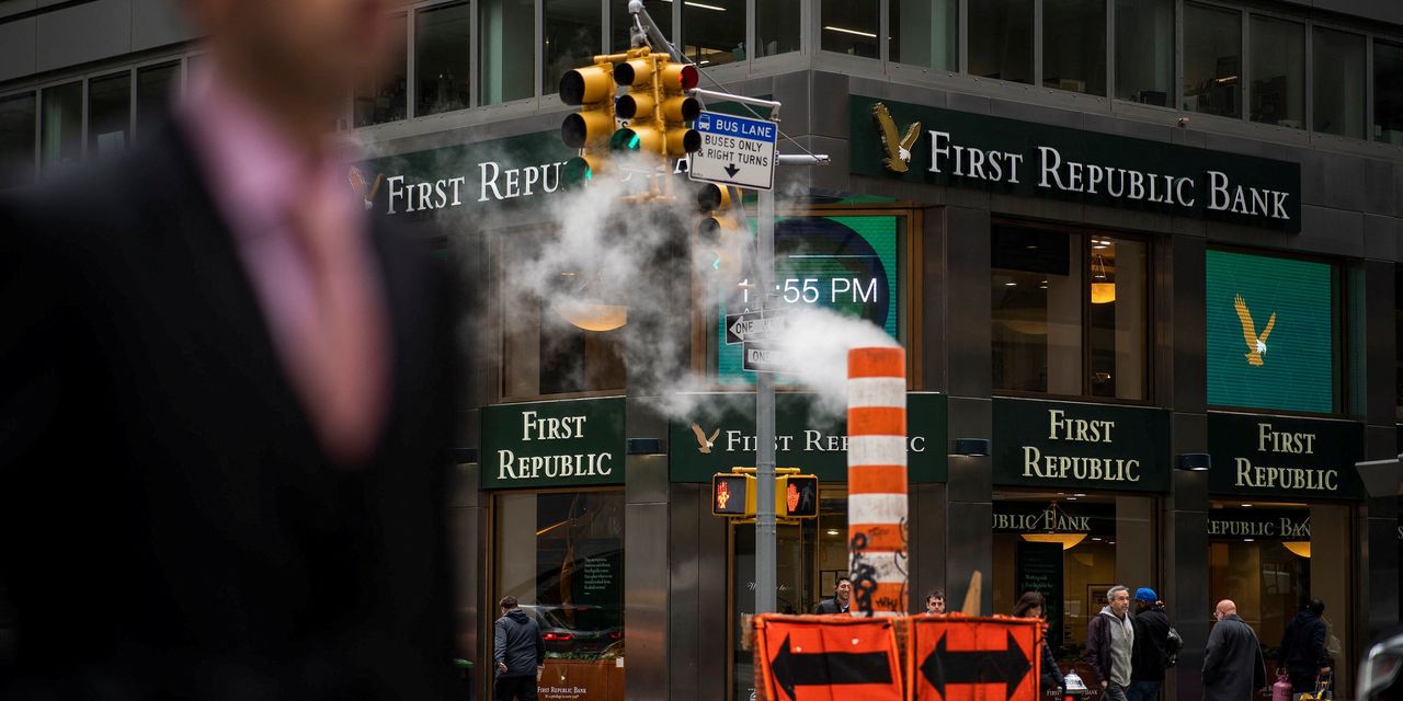 JPMorgan Chase Acquires First Republic Bank After Seizure.