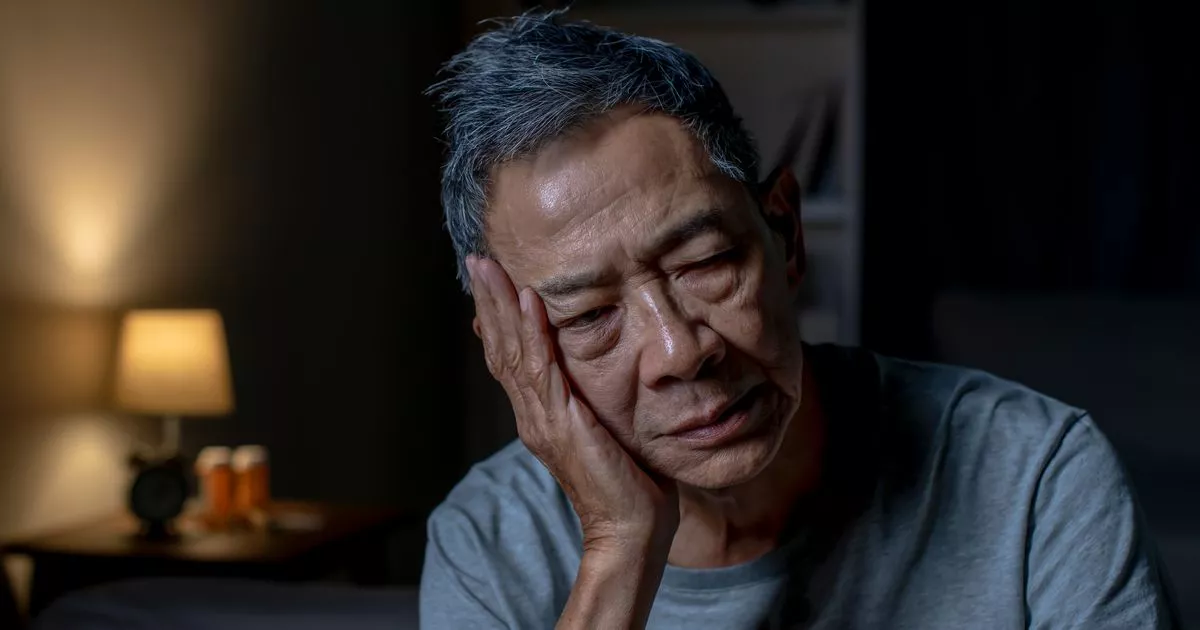 Featured image for Recognizing Nighttime and Early Signs of Dementia