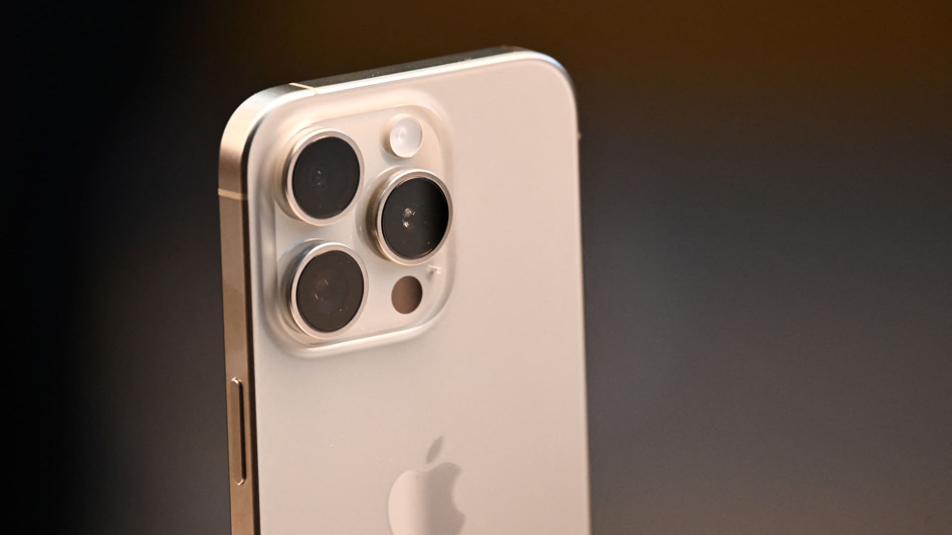 Featured image for Jim Cramer's Insights on Apple, Nvidia, and Stock Market Earnings