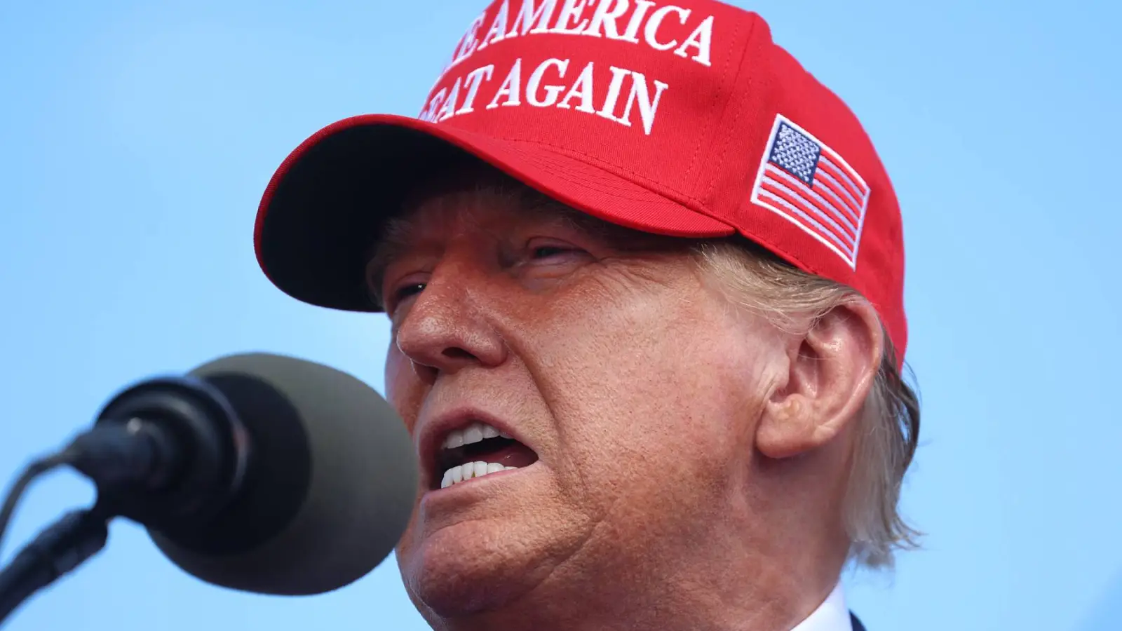 Featured image for Billionaire Donates $100M to Trump and RFK Jr. Super PACs