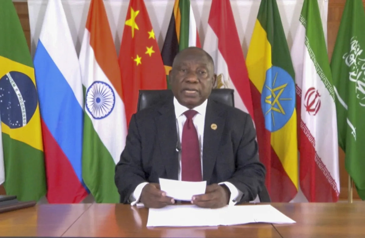 "South African Leader Accuses Israel of War Crimes, While Putin and Xi Take Cautious Stance"
