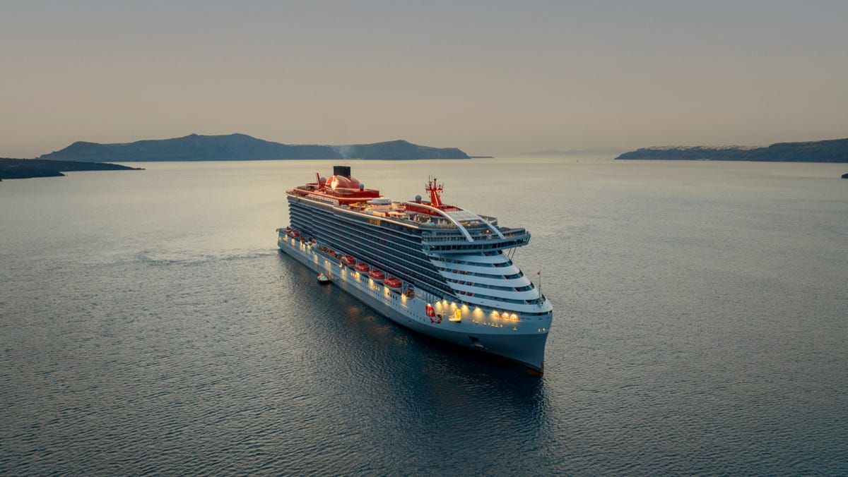 "Top Black Friday and Cyber Monday Travel Deals for 2023"