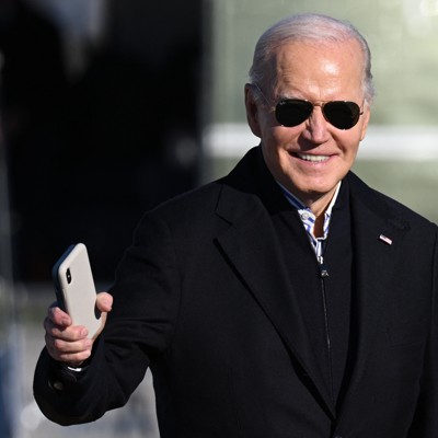 Biden's 5.2% Pay Raise for Federal Workers in Limbo as Congress Exits