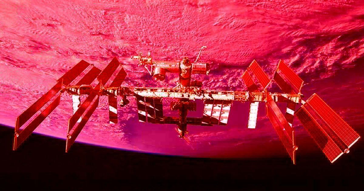 Featured image for NASA Urgently Addresses Safety Concerns of Space Station Careening Out of Control