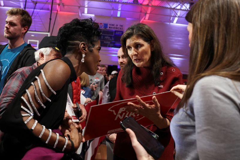 "Nikki Haley Commits to Continuing Republican Race Post-South Carolina"