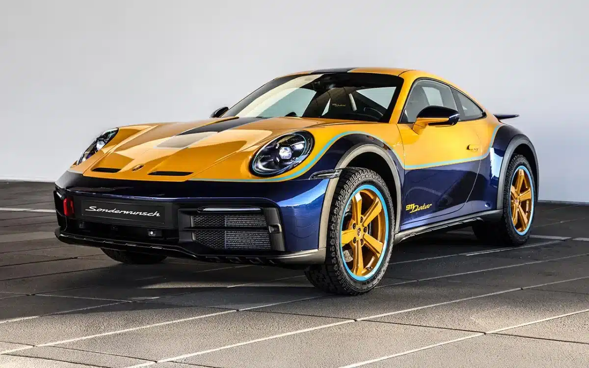 Featured image for Porsche Unveils Final One-Off 911 Dakar Tribute to Rally Legacy